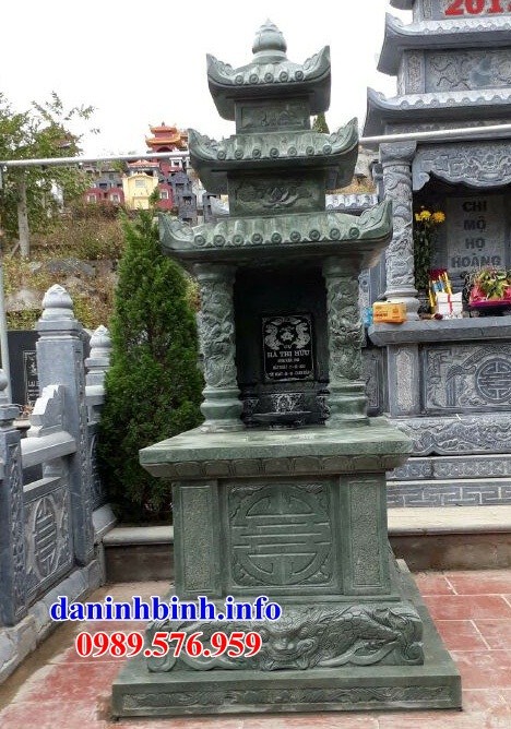 Mẫu mộ ba mái bằng đá xanh rêu đẹp bán tại Lâm Đồng