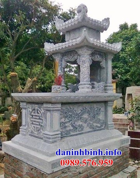 Mẫu mộ hai mái bằng đá Ninh Bình cất để tro hài cốt hỏa táng tại Sóc Trăng