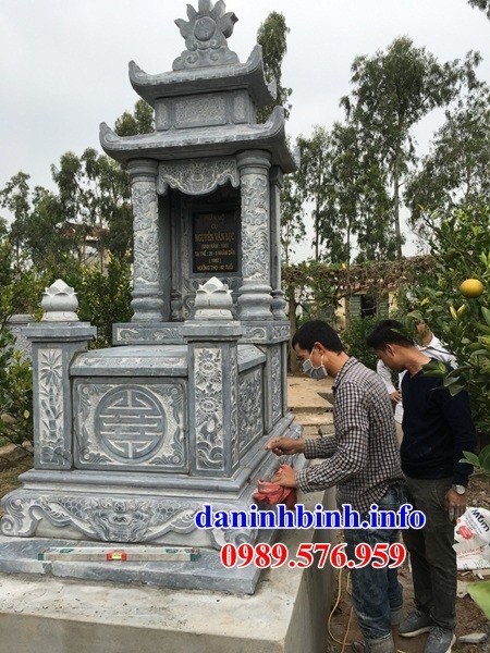 Mẫu mộ hai mái bằng đá kích thước chuẩn phong thủy đẹp bán tại Hà Nội