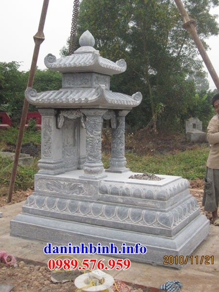 Mẫu mộ hai mái bằng đá mỹ nghệ Ninh Bình tại Vĩnh Long