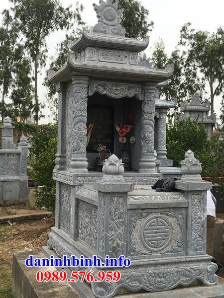 Mẫu mộ hai mái bằng đá tự nhiên Thanh Hóa tại Quảng Nam