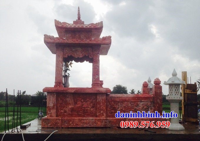 Mẫu mộ hai mái bằng đá đỏ tự nhiên đẹp tại Thái Nguyên