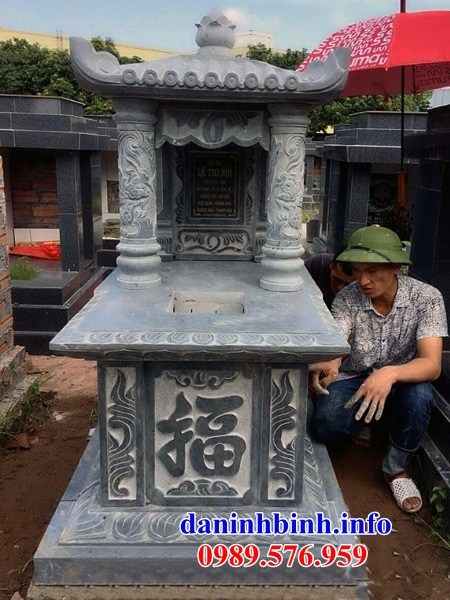 Mẫu mộ một mái bằng đá Thanh Hóa nguyên khối bán tại Điện Biên