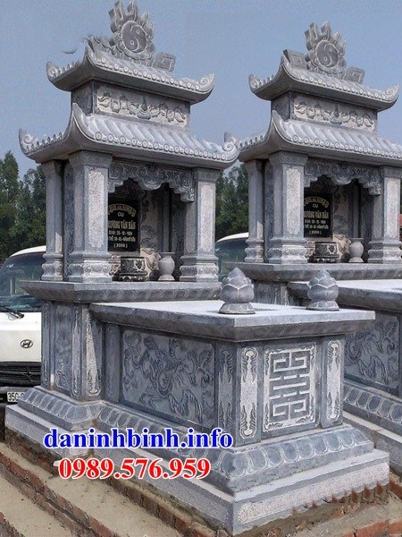 Mẫu mộ đá có mái che tại Kiên Giang