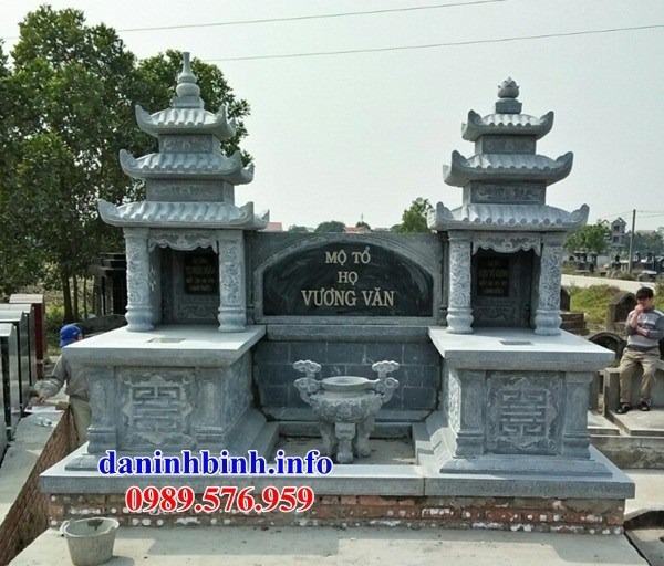 Mẫu mộ đôi ba mái kích thước lớn bằng đá cất để tro hài cốt hỏa táng tại Cao Bằng