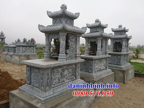 Mẫu mộ đơn giản hai mái bằng đá cất để tro hài cốt hỏa táng tại Bạc Liêu