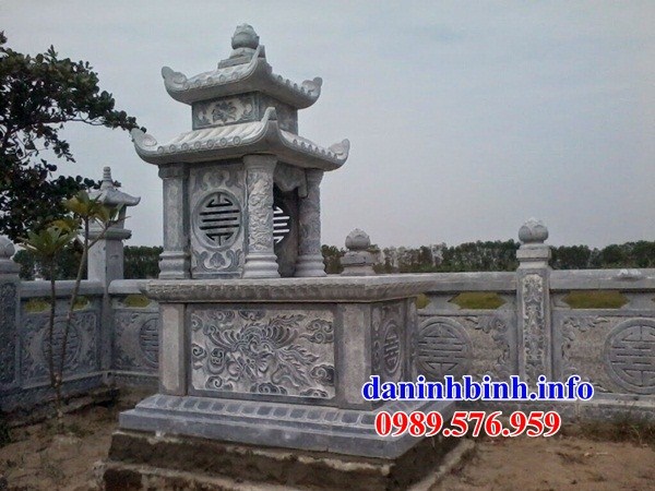 Mẫu mộ đơn hai mái bằng đá điêu khắc long phụng tại Khánh Hòa