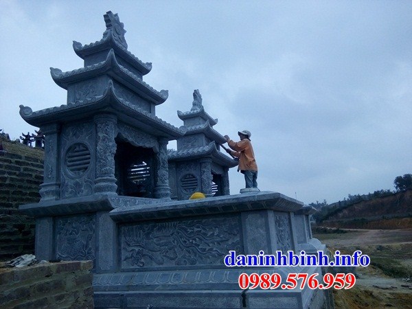 Mộ ba mái bằng đá xanh Thanh Hóa bán tại Kon Tum