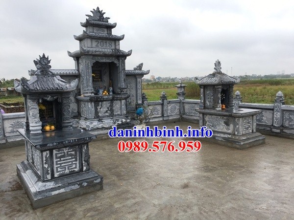 Mộ một mái bằng đá tự nhiên nguyên khối bán tại Nghệ An