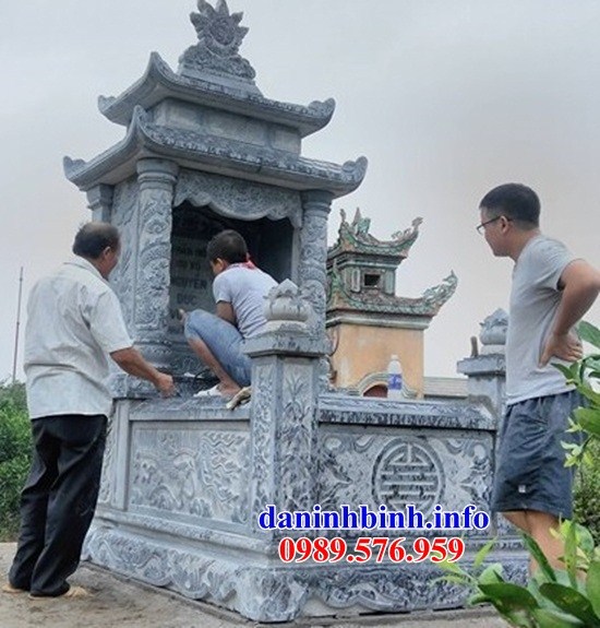 Mộ đá đơn giản hai mái bán tại Bình Thuận