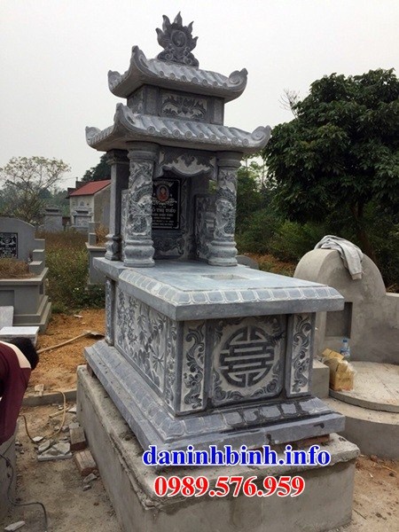 mộ hai mái kích thước đẹp bằng đá cất để tro hài cốt hỏa táng bán tại Bình Phước
