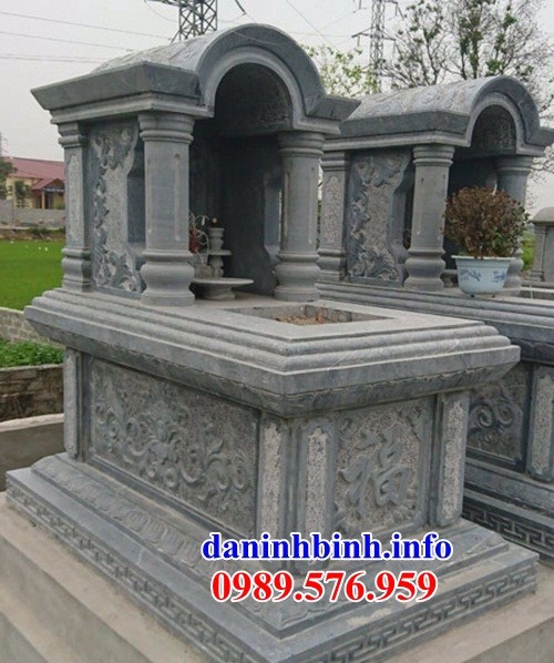 Lăng mộ một mái bằng đá nguyên khối kích thước chuẩn phong thủy bán tại Kon Tum
