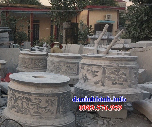 Lăng mộ tròn khu nghĩa trang gia đình dòng họ bằng đá nguyên khối đẹp tại TP Hồ Chí Minh