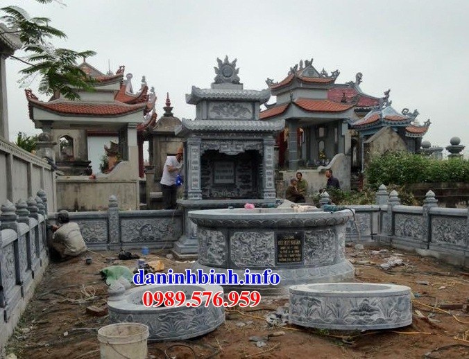 Lăng mộ tổ tròn khu nghĩa trang gia đình dòng họ bằng đá tự nhiên tại Lâm Đồng