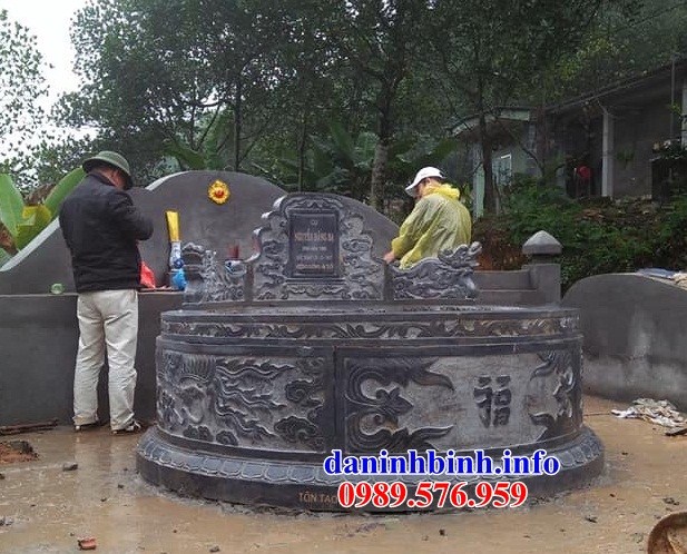 Mẫu lăng mộ tròn bằng đá tự nhiên cao cấp đẹp tại Bắc Giang
