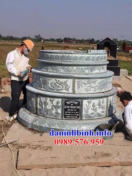 Mẫu lăng mộ tròn bằng đá xanh nguyên khối đẹp tại Bắc Giang