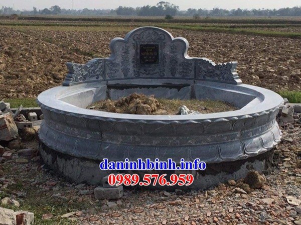 Mẫu lăng mộ tròn khu nghĩa trang gia đình dòng họ bằng đá khối tự nhiên đẹp bán tại Đà Nẵng