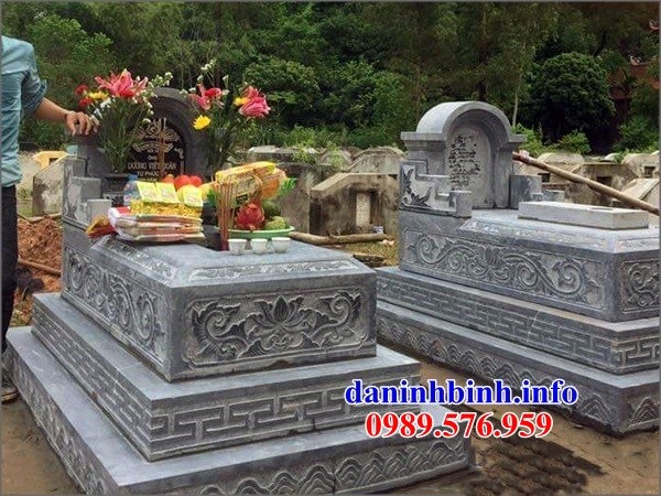 Mẫu mộ hai mái cất tro cốt bằng đá kích thước chuẩn phong thủy tại Bình Phước