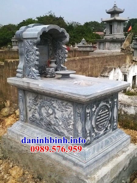 Mẫu mộ hai mái cất tro cốt bằng đá thiết kế đẹp tại Bình Phước