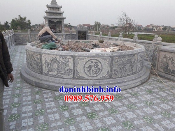 Mẫu mộ hình tròn bằng đá điêu khắc rồng bán tại Ninh Bình