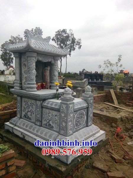 Mẫu mộ một mái để hài cốt bằng đá thiết kế đẹp tại Ninh Bình