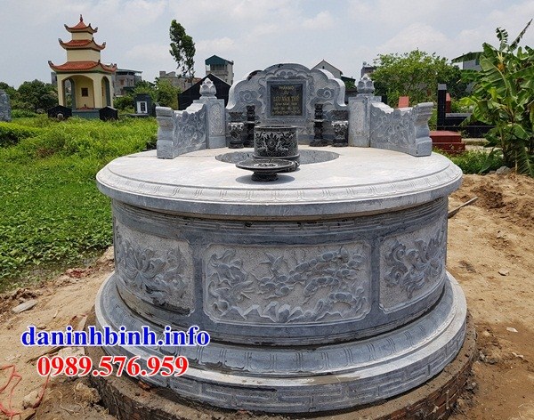 Mẫu mộ tròn khu nghĩa trang gia đình dòng họ bằng đá chạm khắc hoa văn tinh xảo bán sẵn tại Hà Nam