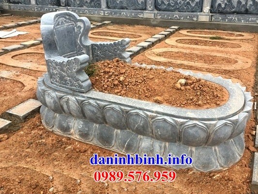 Mẫu mộ tròn khu nghĩa trang gia đình dòng họ bằng đá thiết kế hiện đại bán tại Thừa Thiên Huế