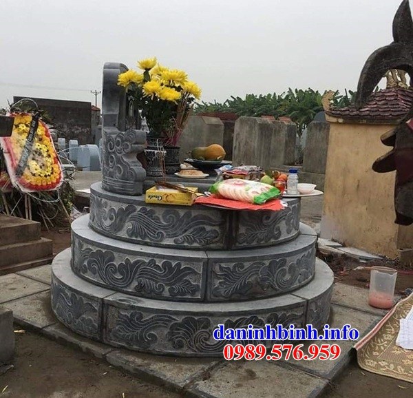Mẫu mộ tròn tam cấp bằng đá xanh Ninh Bình tại Vĩnh Phúc