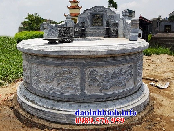 Mẫu mộ tròn xây sẵn khu nghĩa trang gia đình dòng họ bằng đá điêu khắc rồng tại Tiền Giang