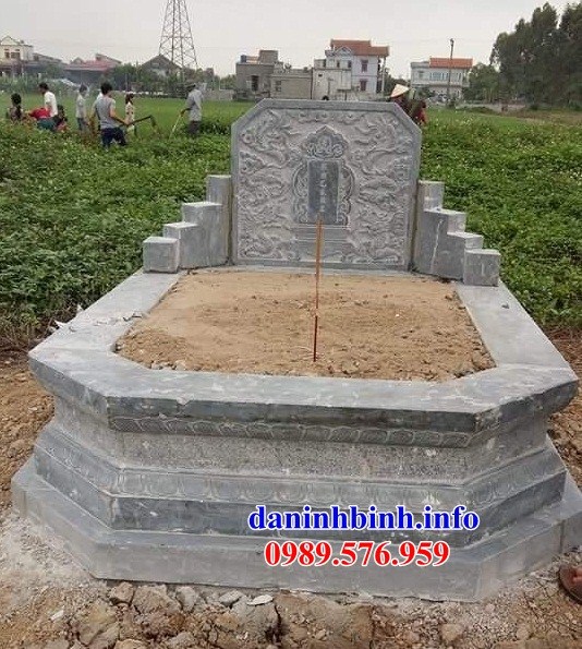 Mẫu mộ tròn để hài cốt hỏa táng bằng đá thiết kế đơn giản tại Đồng Nai