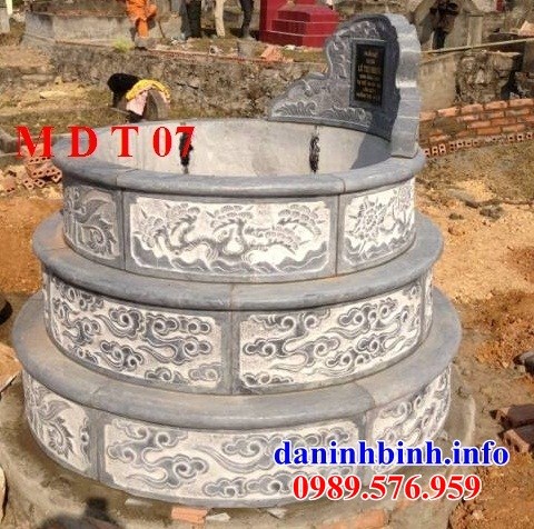 Mẫu mộ tổ hình tròn bằng đá điêu khắc rồng tại Bà Rịa Vũng Tàu