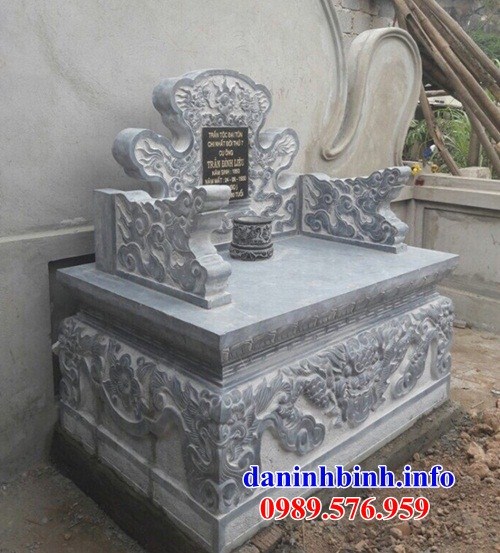 Mẫu mộ đơn giản không mái bằng đá thiết kế hiện đại bán tại Trà Vinh