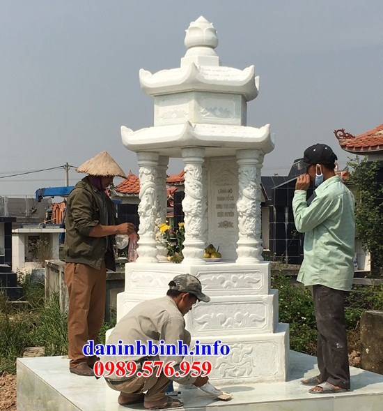 Mộ bát giác lục lăng bằng đá trắng tự nhiên bán tại Bắc Giang