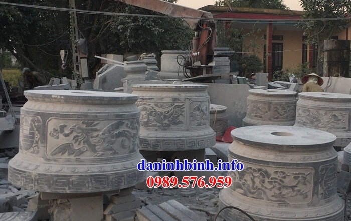 Mộ tròn thiết kế hiện đại bằng đá điêu khắc rồng bán tại Gia Lai