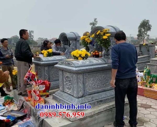 mộ một mái thiết kế đẹp bằng đá xanh Thanh Hóa bán tại Thừa Thiên Huế
