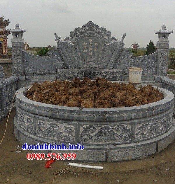 mộ tròn thiết kế đẹp bằng đá kích thước chuẩn phong thủy bán tại Thái Bình