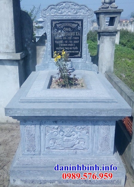 mộ đơn giản hậu bành thiết kế đẹp bằng đá xanh Thanh Hóa bán tại Đồng Nai